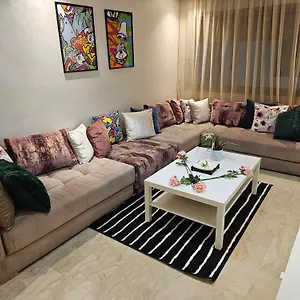 شقة Luxury Living 3 Bedroom With Beautiful Balcony Space, المغرب